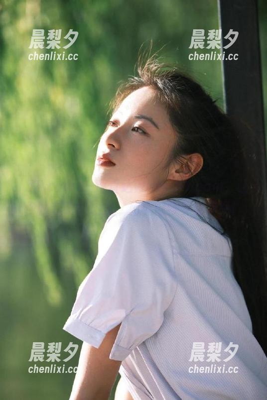 一键直达www.51.com，让你秒变吃瓜达人，免费内容多到你哭！