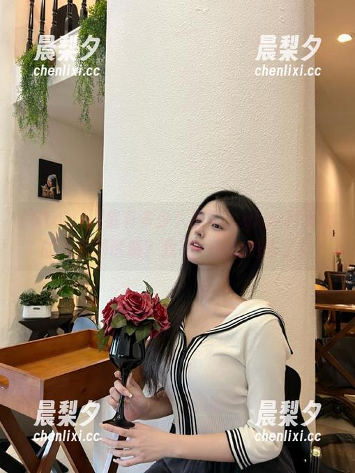到底有多少人被51cgfun网页上的八卦圈诱惑？我忍不住点进去了！