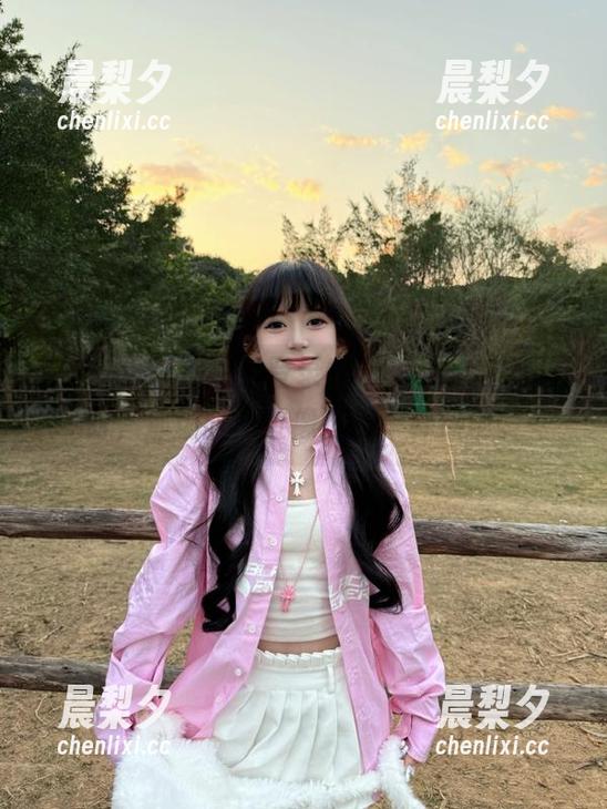 可别小看登录51cgfun，瓜剥开时，那场面简直像过年一样热闹。