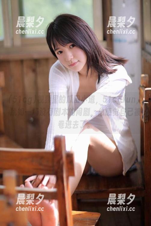 视频里的瓜田小道，51cgfun，犹如一场没有剧本的闹剧，总感觉自己被卷进去了。
