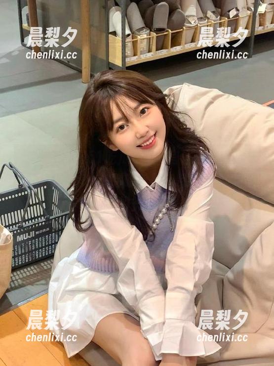 在51吃瓜ccgg官网上，各种表情包，让你从‘哈哈哈哈’到‘我竟无言以对’的神奇旅程！