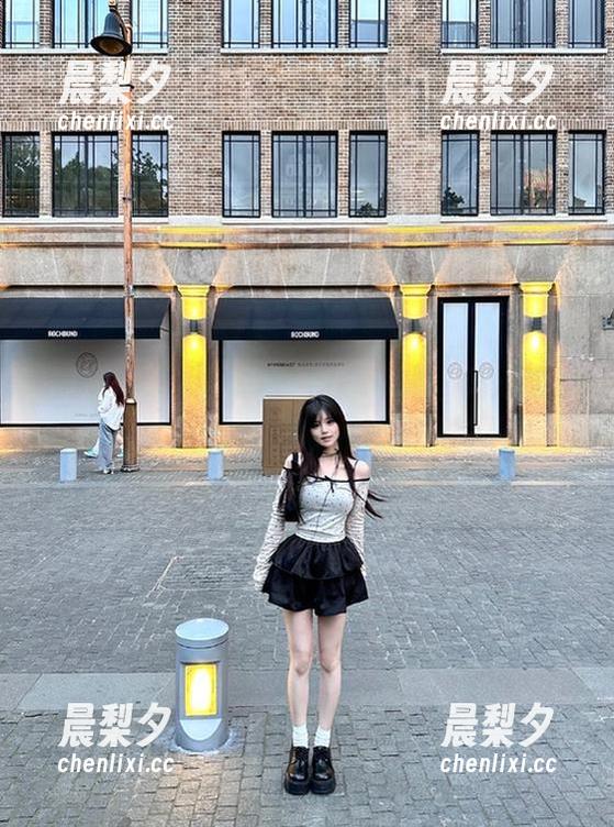 51在线吃瓜 观看51在线吃瓜,听说某某的瓜又大又甜,我已经迫不及待了!