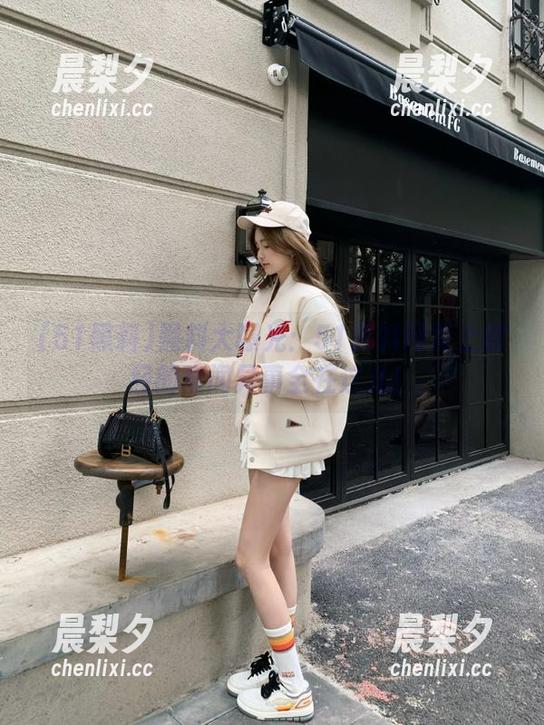 51黑料 黑料大曝光:51黑料网页上曾经的奇闻异事全在这儿!