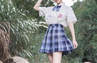 别眨眼！“51黑料社区”导航带你游荡在无尽黑材间，保你乐开怀。