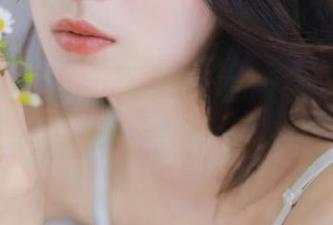 58吃瓜网官网：吃瓜的时候别忘了喝水哦！