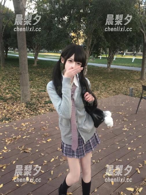 92吃瓜群众 有了“92吃瓜群众”的在线插画,生活无意中变得好戏连台。