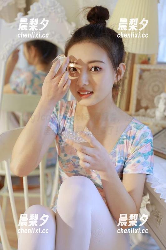ccgg ccgg51.ct带你观看,这瓜比邻居家的绯闻有趣多了!