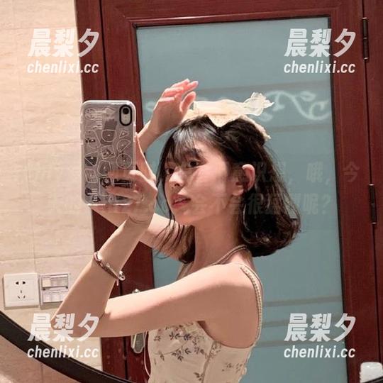 hl 滑动网页时,总会下意识想,哦,今天的“hl27.co”会不会很猛烈呢?