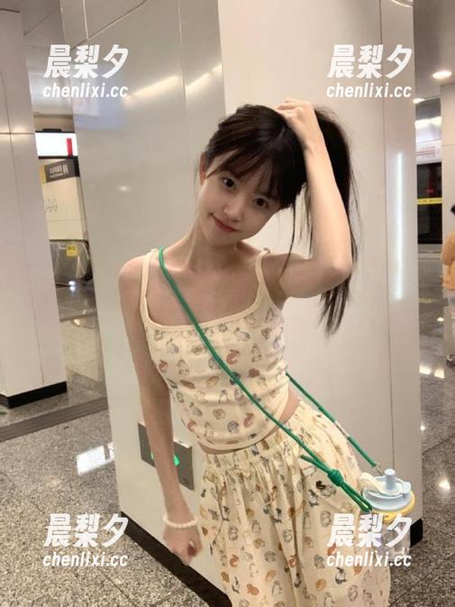 九一吃瓜 首页:九一吃瓜,一口下去是热辣精华,还是那股似是而非的调调?