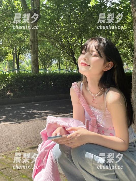 野生吃瓜指南：五一吃瓜在线最新版本，你的心情会被种草吗？