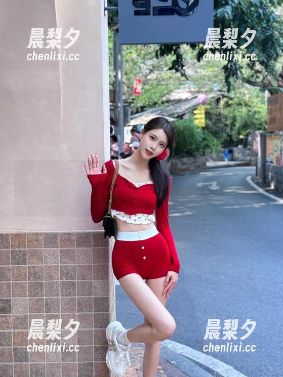 升级你的五一吃瓜，传送门直通破解版，瓜吃得更爽！