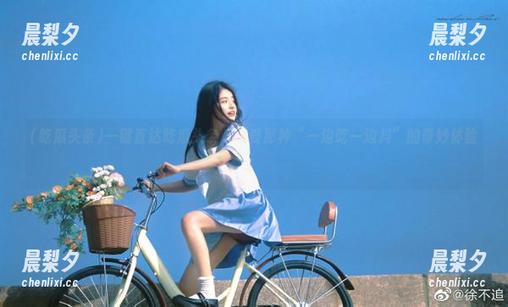 一键直达吃瓜头条，感受那种“一边吃一边抖”的奇妙体验！