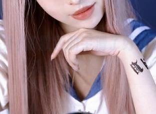 抱歉我的手滑了好几遍，吃瓜头条收藏满满！