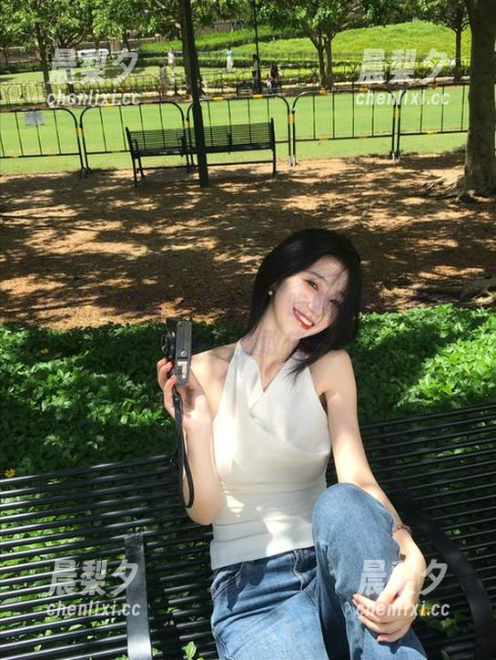 朝阳小区趣闻：吃瓜网网址爆了个大料，你敢信？