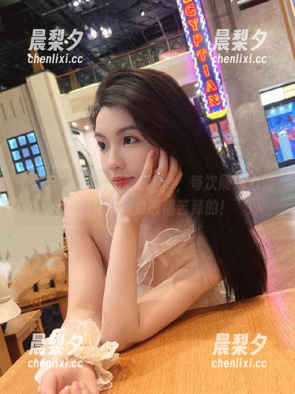 吾爱吃瓜ios，每次刷新心情和黑料都有点酸甜苦辣的！