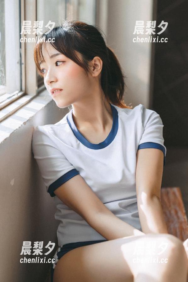 吃瓜别停！娱乐718网站里，网红们总能把戏弄秀得淋漓尽致。