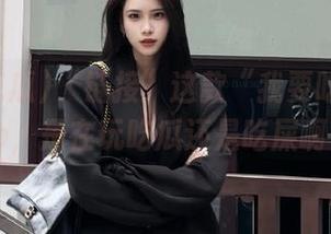 “链接”这款“我要吃瓜”的app，是在玩吃瓜还是吃屎啊？！