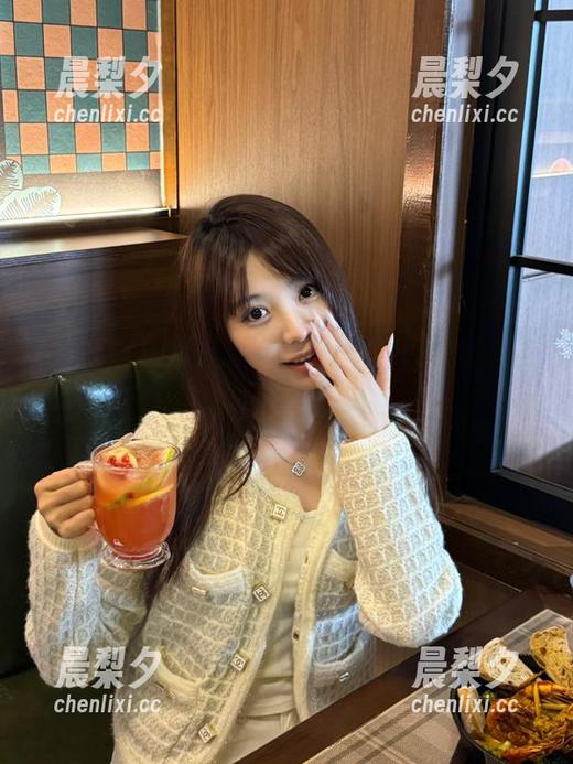 网红黑料 吃瓜不止是看,在网红黑料视频里我们疯狂PK!