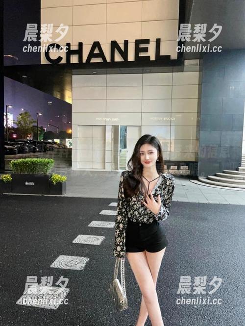 黑哥冲料 最新黑哥冲料地址带来的信息量简直惊人,没忍住多看了几眼。
