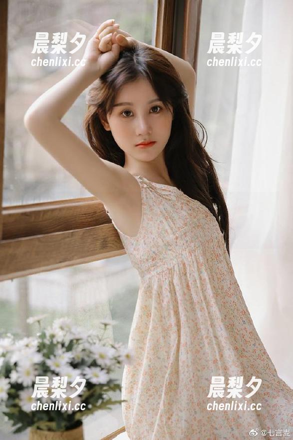 黑料不打烊zzttt更新：大妈们的最新八卦，别眨眼哦