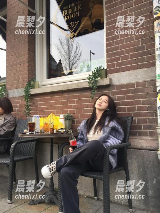 黑料不打烊 在www.黑料不打烊官网上翻找,怎么感觉每天都像是追剧那么刺激!