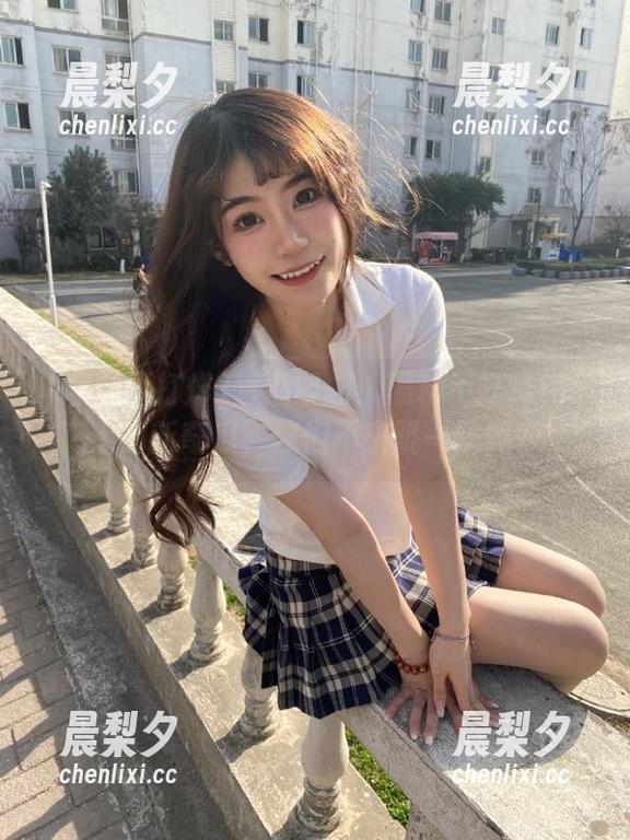 黑料不打烊 直播时刻:黑料不打烊ios上的新奇瓜,你们不来跳一跳吗?