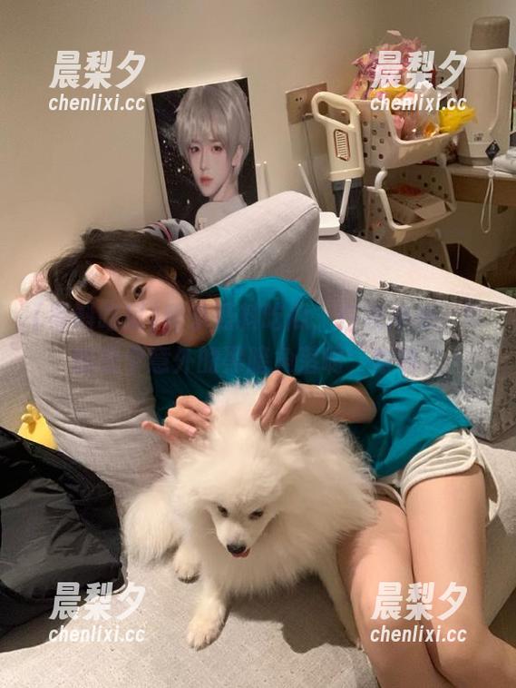 登录黑料吃瓜，在线冲浪，真的是个意外的黑暗角落啊，哈哈。