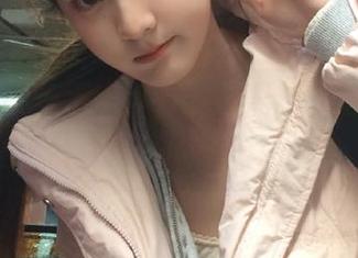 夜深人静，还有黑料社给我加料，快来收藏吧！