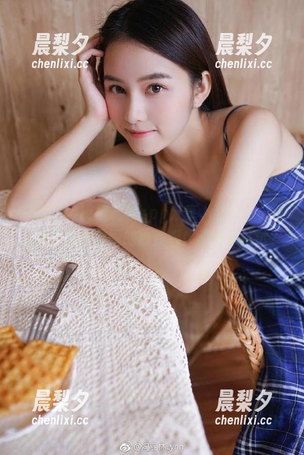 黑料社 用黑料社app分享八卦,分分钟让你成为朋友圈的焦点哦!不信你试试?