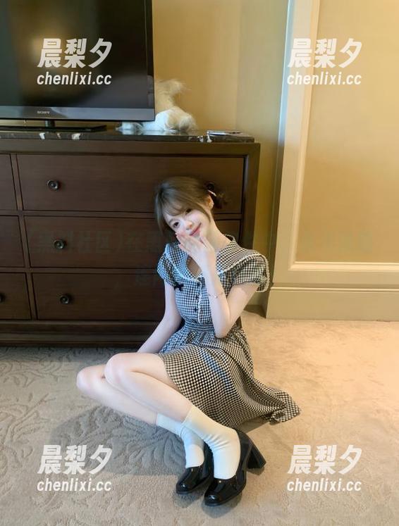 黑料社区 在黑料社区软件中,永不迷路,连闲聊都是攻略!