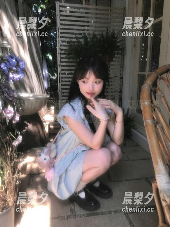 黑料网 黑料网网址最新爆料,吃瓜不能停,眼球就靠它!