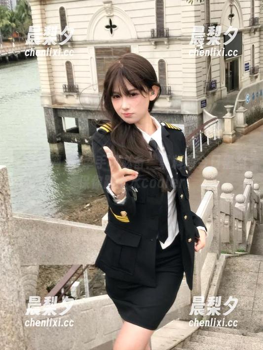 黑料网 安卓手机必备:黑料网今日黑料,保你跟上水cooler!