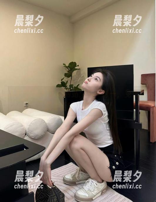 黑料网站 黑料网站:买一送一,免费获取生活的调料与幽默