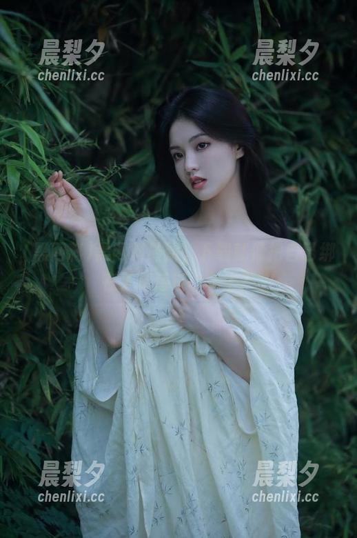 黑网料最新，下载就像把自己绑在了情感过山车上？